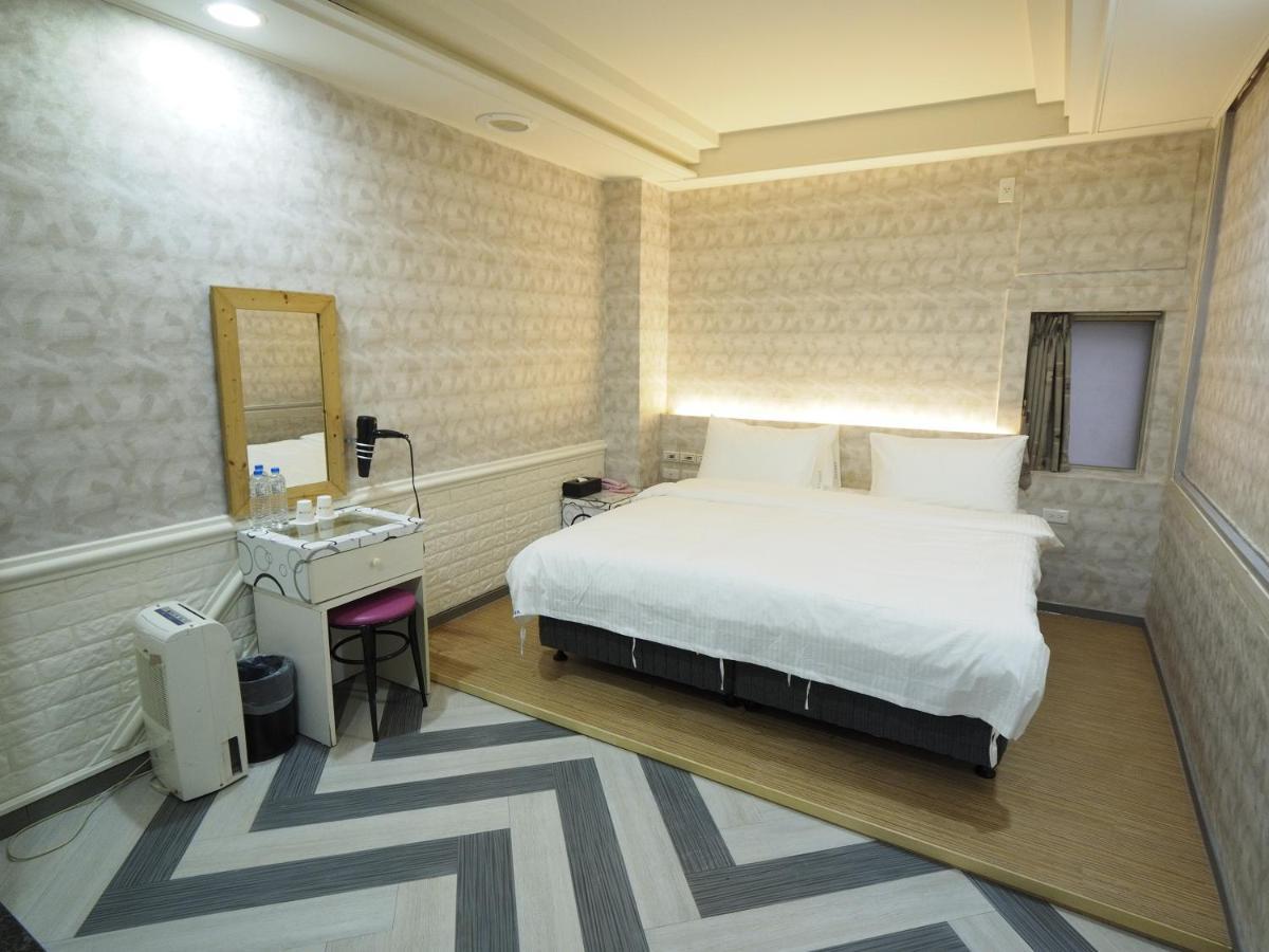 เหอเยว่ โฮเทล Hotel ซินจู๋ ภายนอก รูปภาพ