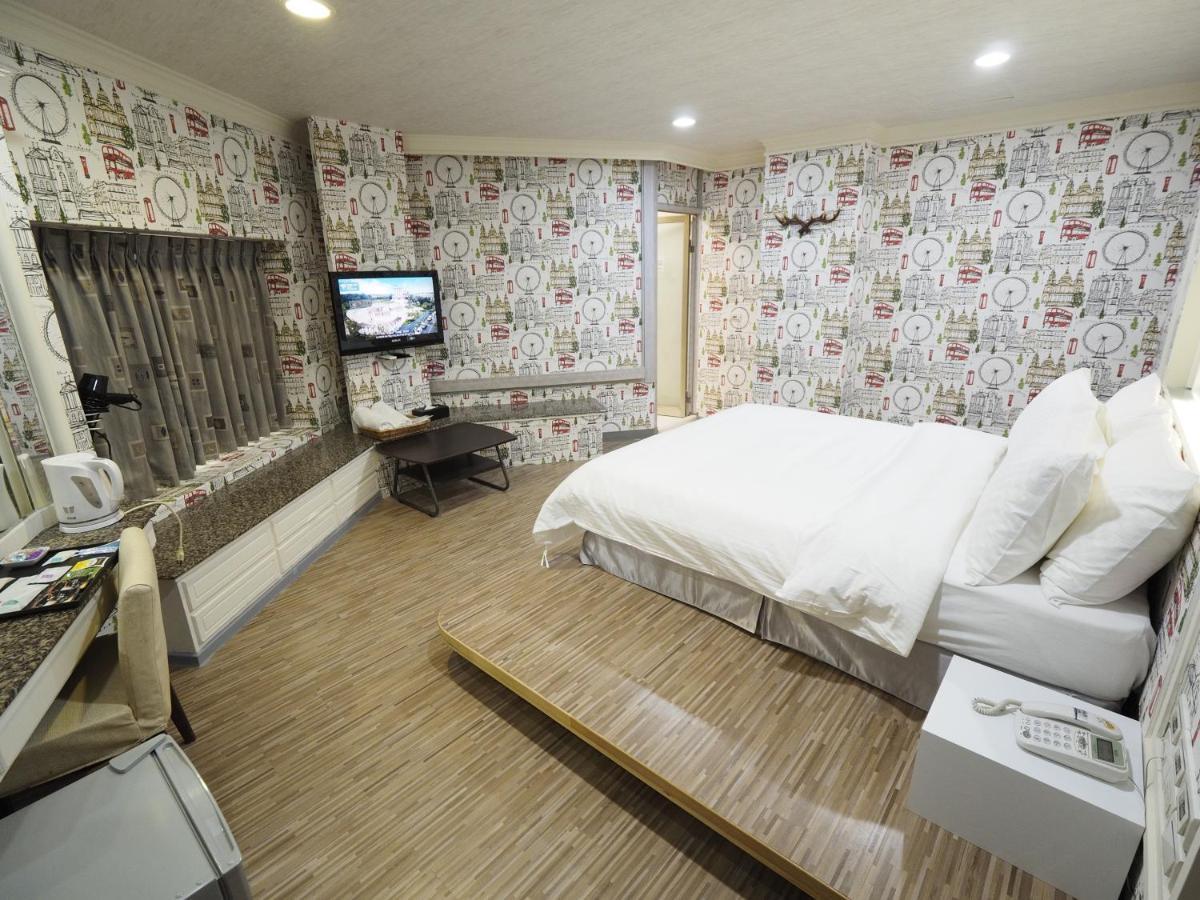 เหอเยว่ โฮเทล Hotel ซินจู๋ ภายนอก รูปภาพ