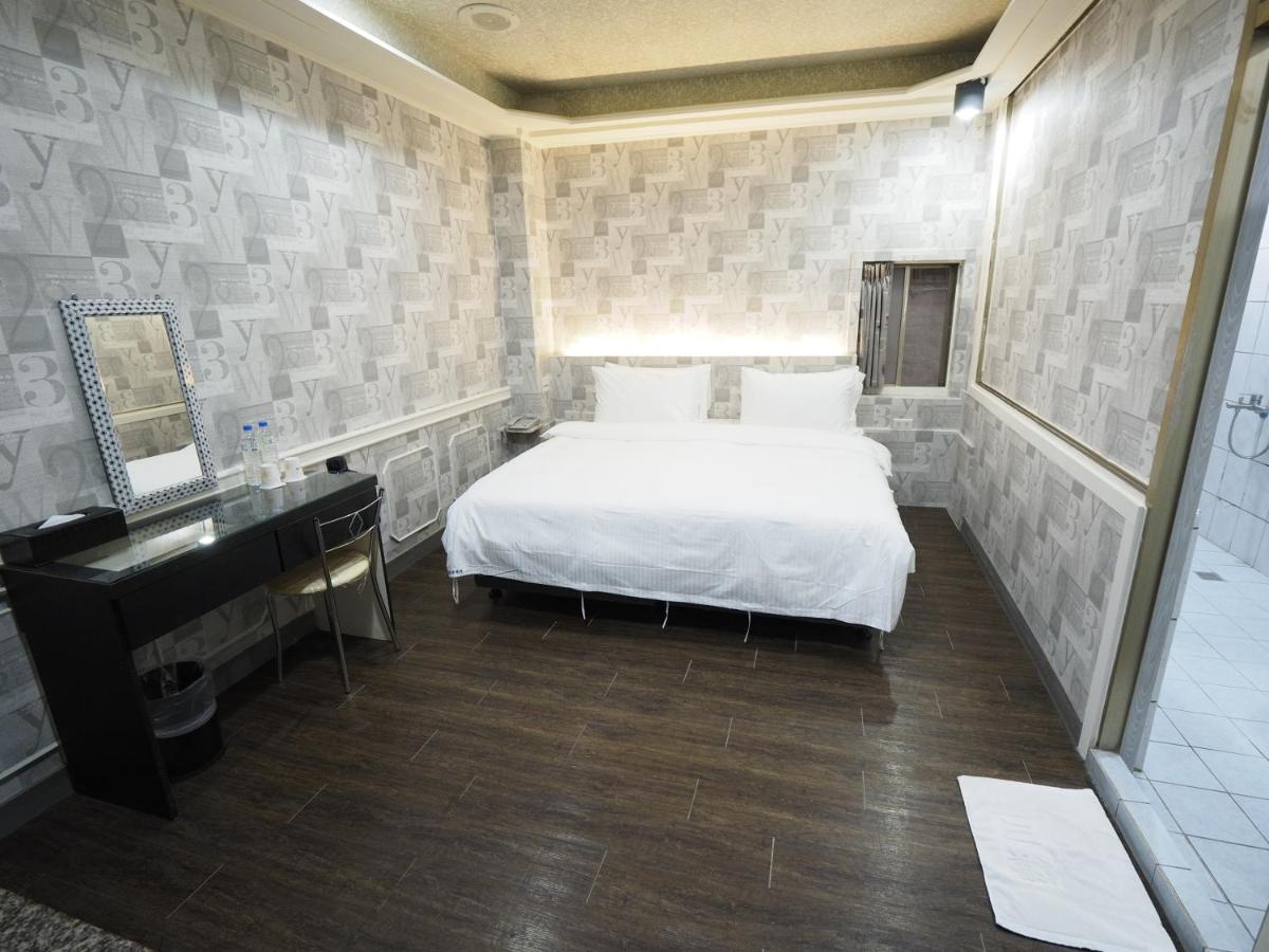 เหอเยว่ โฮเทล Hotel ซินจู๋ ภายนอก รูปภาพ