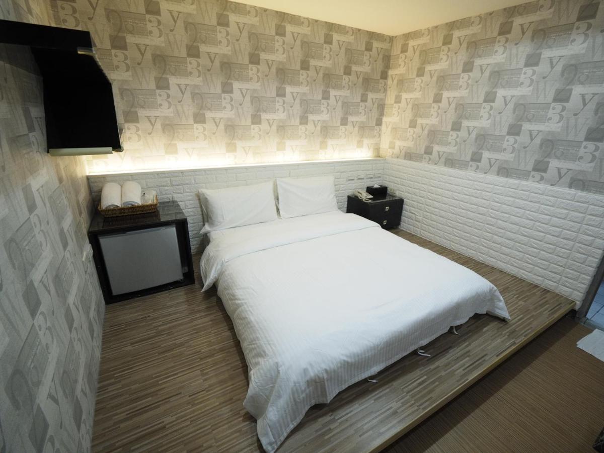 เหอเยว่ โฮเทล Hotel ซินจู๋ ภายนอก รูปภาพ