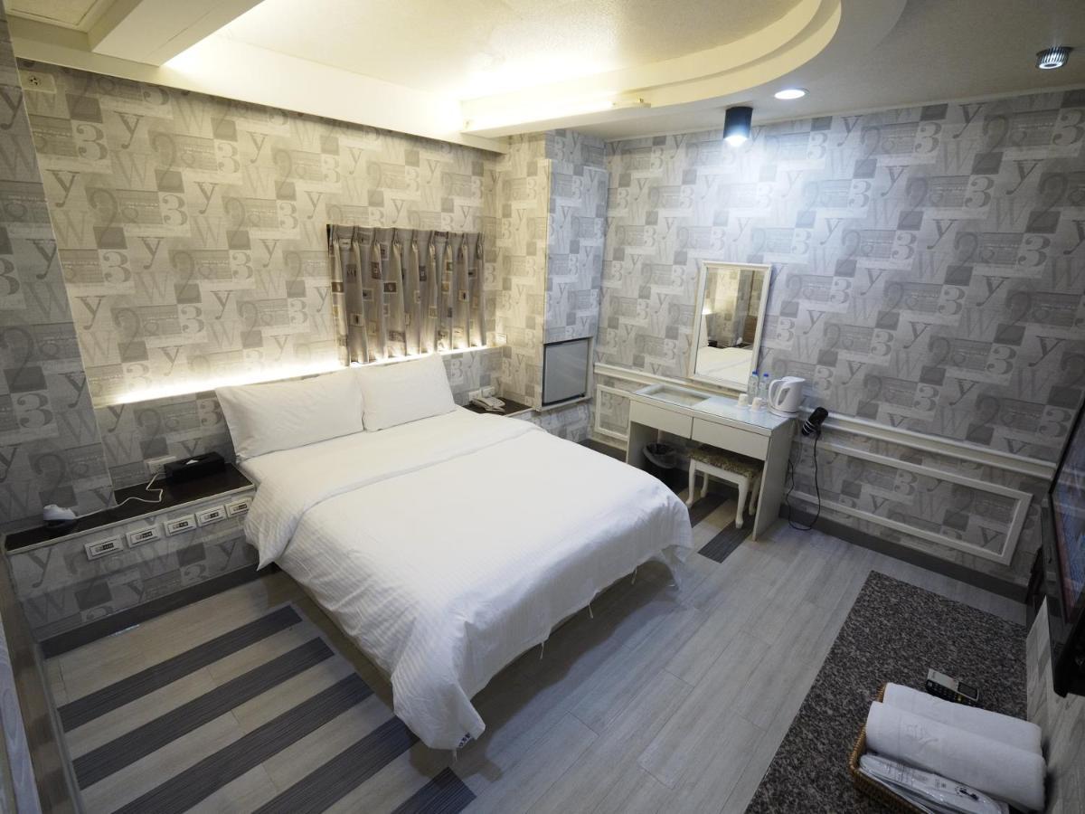 เหอเยว่ โฮเทล Hotel ซินจู๋ ภายนอก รูปภาพ